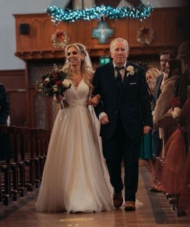 Dee Devlin Wiki Age, Height, Nationality, Husband, Biography, Education, Ethnicity & Facts